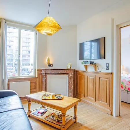 Pommes Et Fraises Apartment